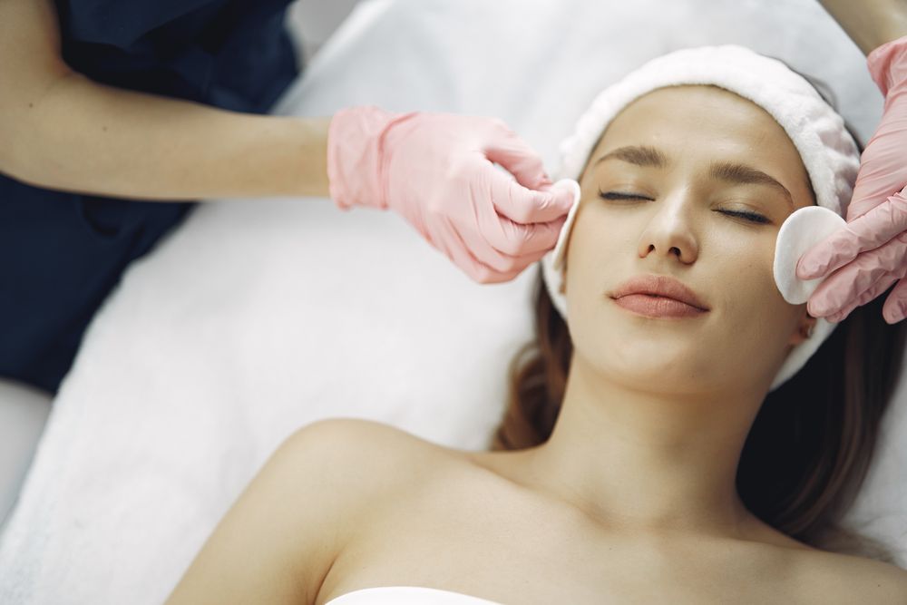 Illustrative photograph of a facial in a clinic.