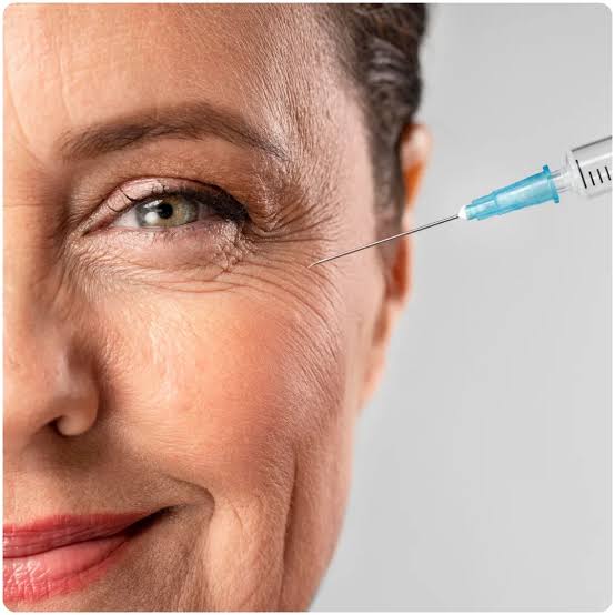 Illustrative photograph of an injection beside the eye.
